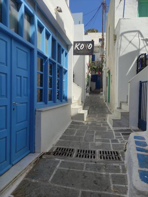 איוס חורה In The Village מראה חיצוני תמונה